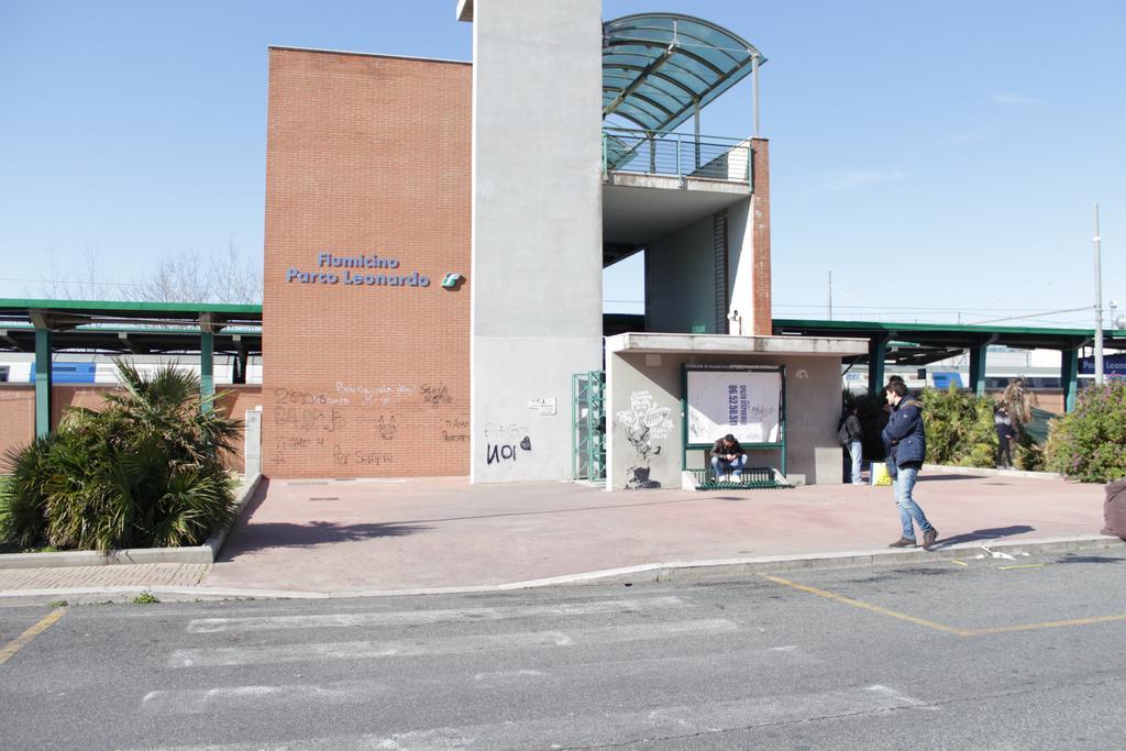 Leonardo Rome Holidays Fiumicino Buitenkant foto