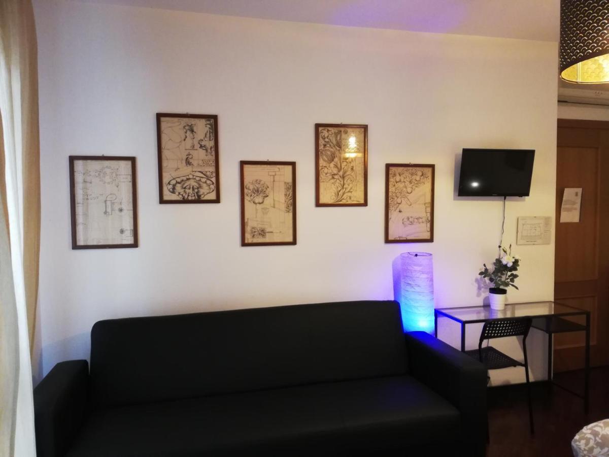 Leonardo Rome Holidays Fiumicino Buitenkant foto